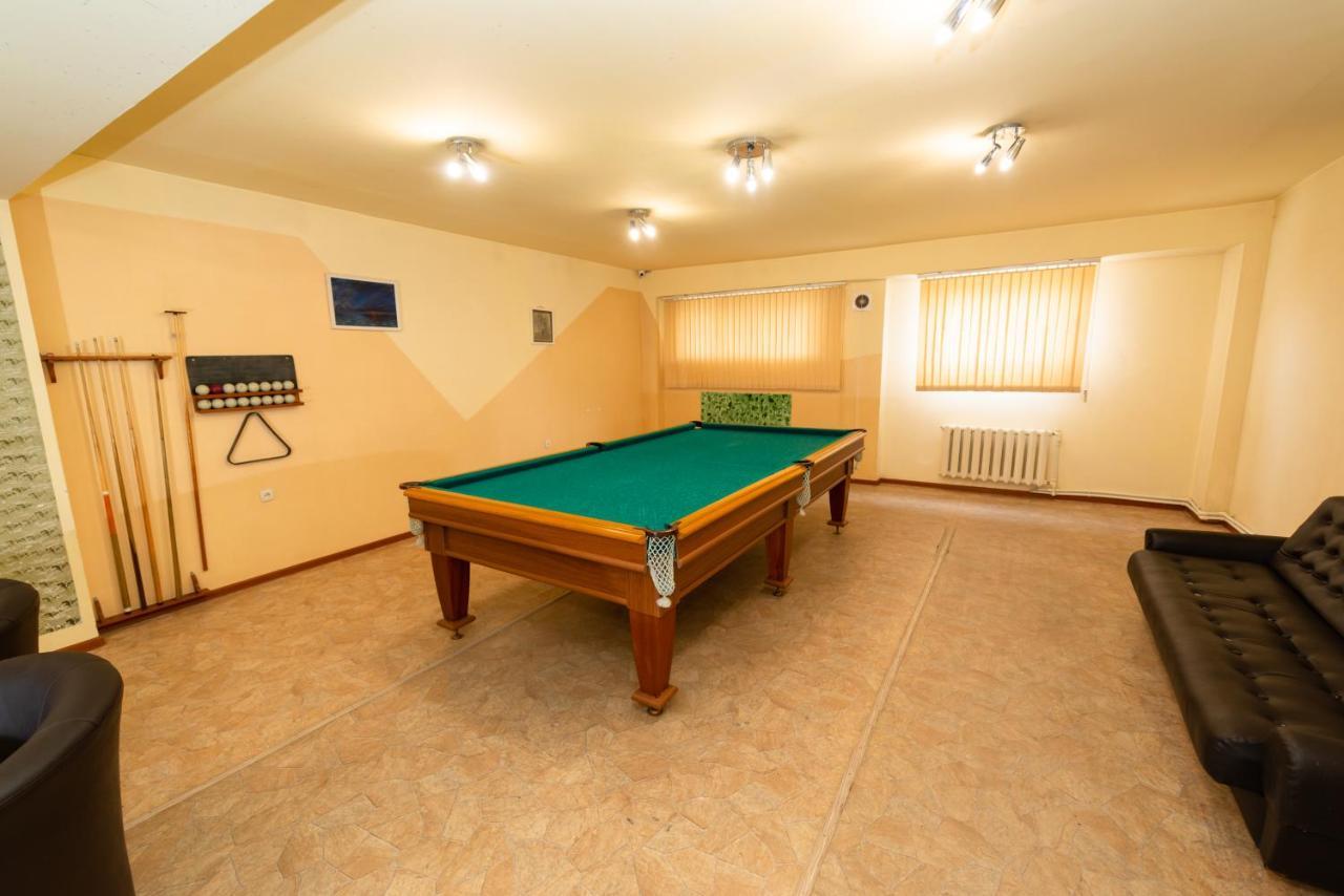 ונדזור Kirovakan Hotel מראה חיצוני תמונה