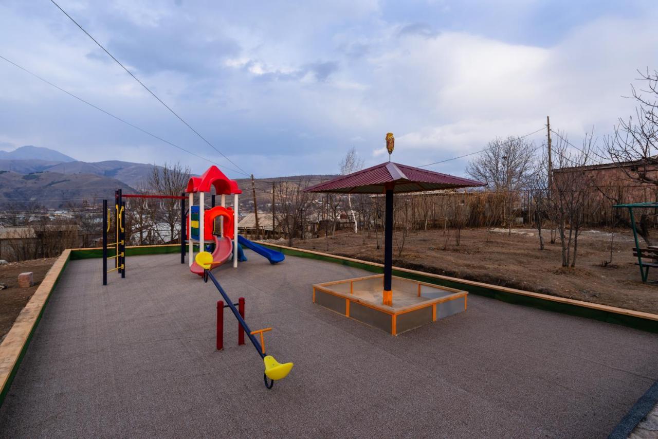 ונדזור Kirovakan Hotel מראה חיצוני תמונה